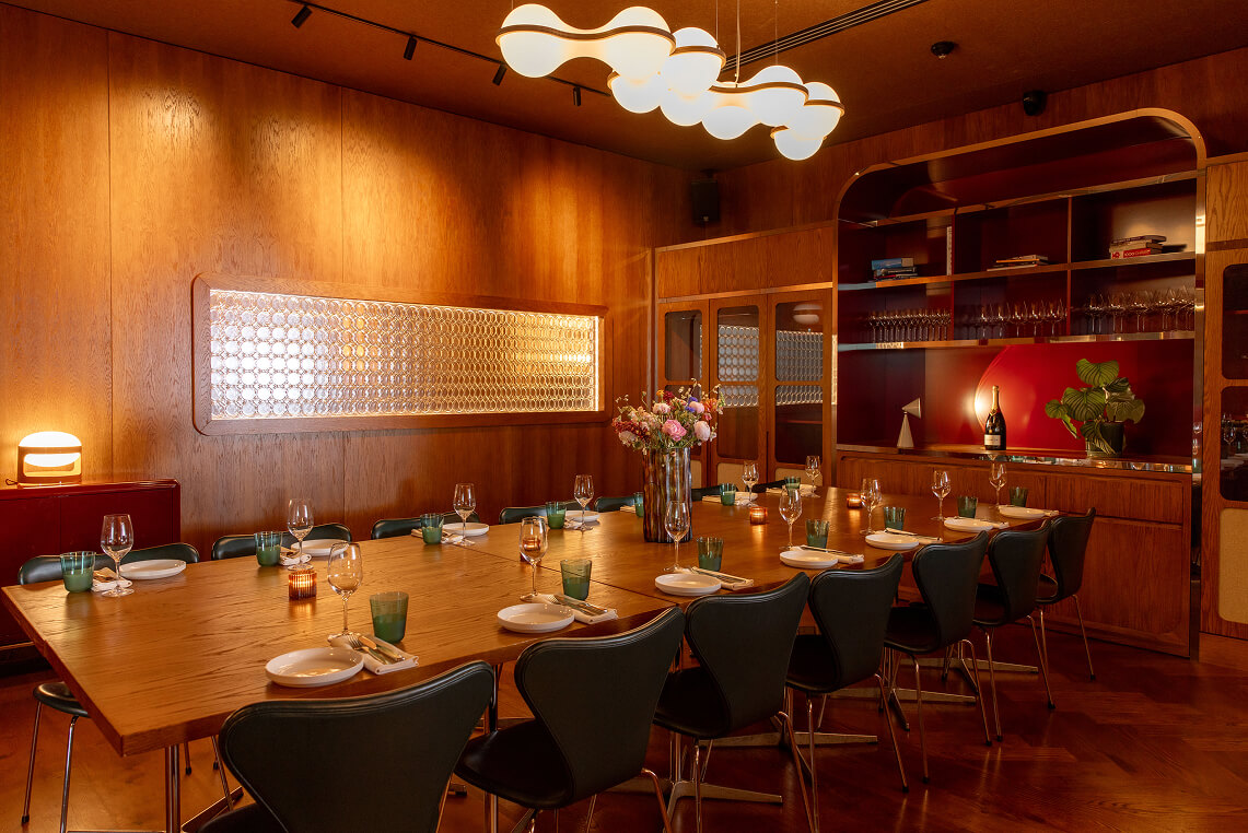 Motorino Restaurant interior