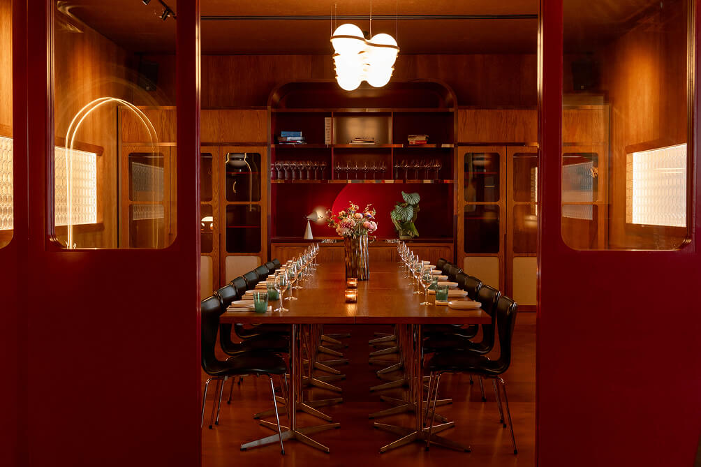 Motorino Restaurant interior