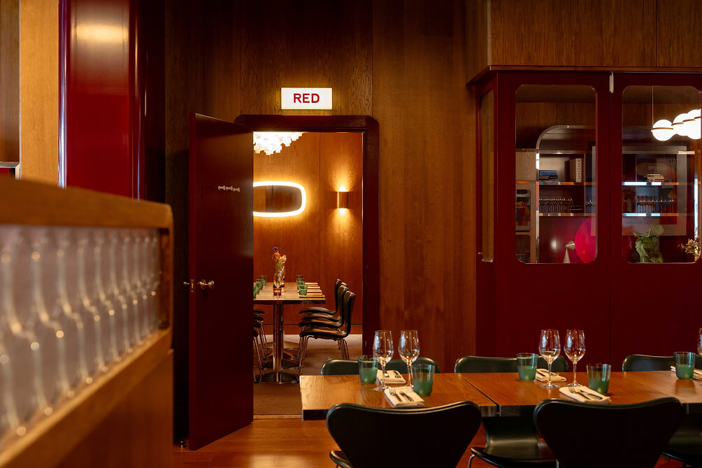 Motorino Restaurant interior